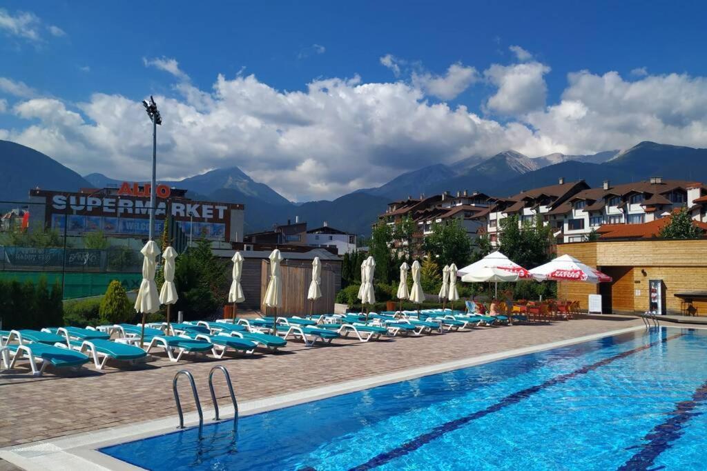 Large Gondola Apartment - Center, Neon Bansko Exterior photo